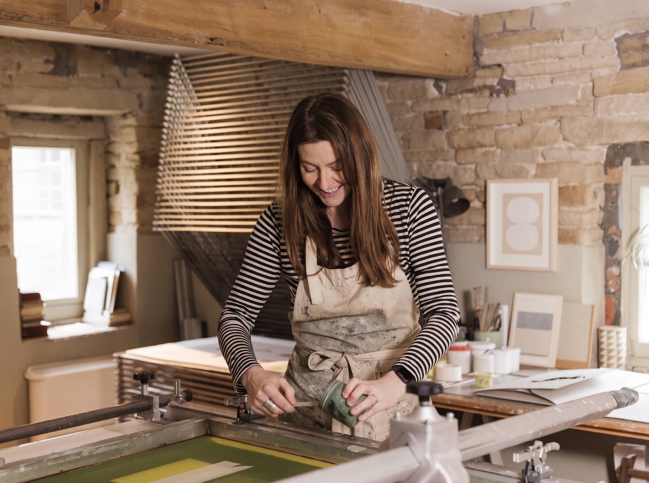 Emma Lawrenson dans son atelier