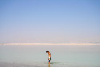 The Dead Sea #4 von Tal Paz-Fridman