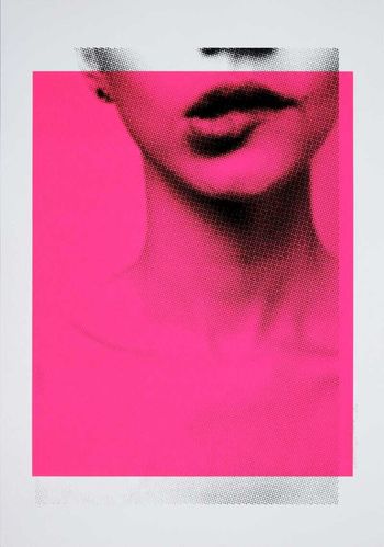 Biting lip in Neon Pink von Roco