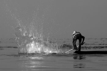 Turbulence aquatique by Jean-Marc Renaudie