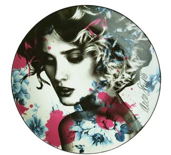 Perfect Pattern Wallplate - Eyes Closed von Roco