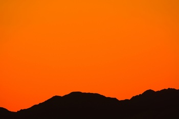 Sunset over the Mountains of Eilat I par Tal Paz-Fridman