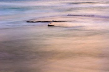 By the sea #10 par Tal Paz-Fridman