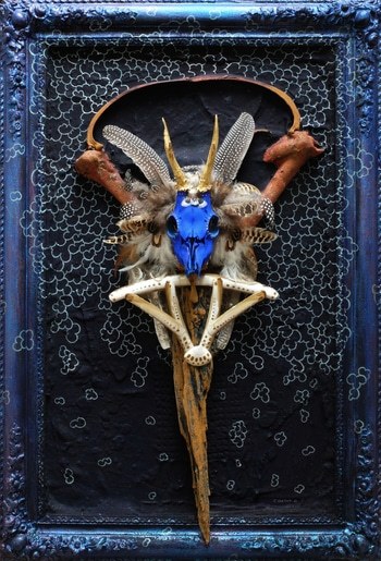 Totem bleu - Collection "Relief" von Thierry Virton