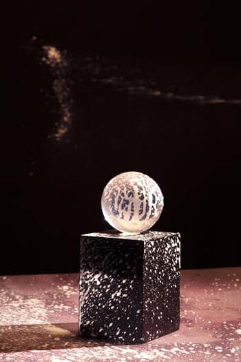 #2 *Vestiges of the future* par Tomas Cambas