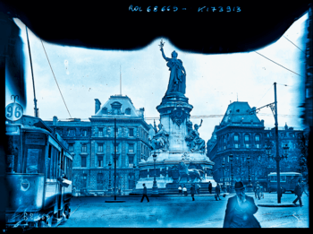 Paris Mon Amour - Place de la république - Blue note by Bruno Houdayer