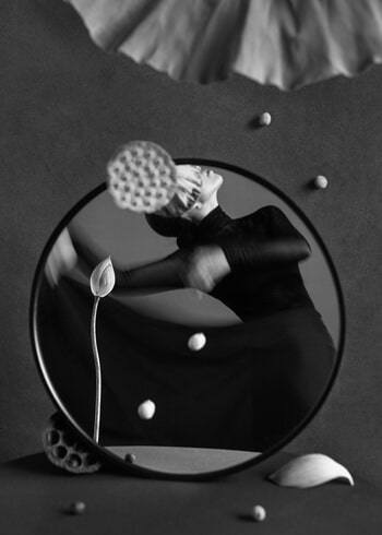 Memento Vivere - III by Xidong Luo