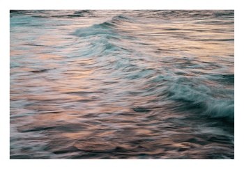 The Uniqueness of Waves XXXVI par Tal Paz-Fridman