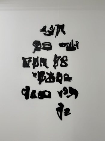 MUTEADAS  by Adriana Carambia