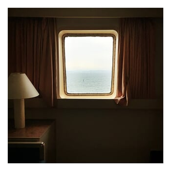 Le voyage  by Hélène Vallas