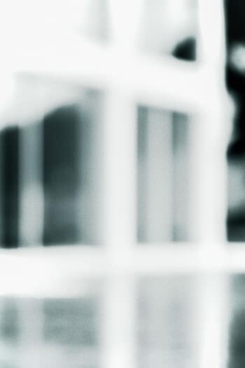 Soft pool 38 - Serenity / White and Black by Bruno Houdayer