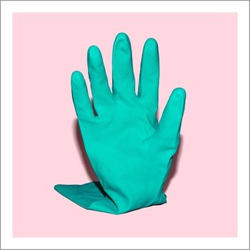 Green Rubber Glove (large) par N. A. Vague