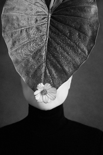 Ephemeral Mask​ - I by Xidong Luo