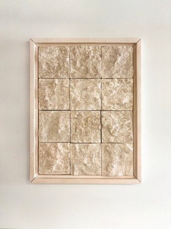 Composition de la surface I - Minérale by Chisato Tsuchiya