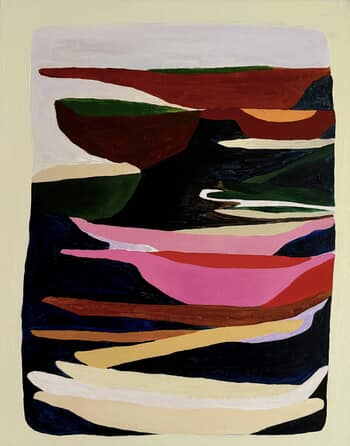 Plates everywhere by Leila Lallali