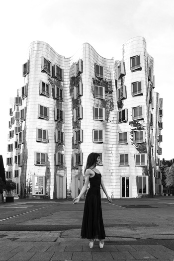 Stillness in Motion #170 -Düsseldorf by Cody Choi