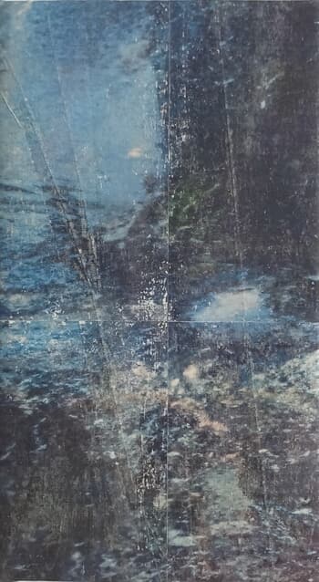 She cleaves the ether mid the sparkle and the foam of day, or under many a star at night, von Tarp Cigarette