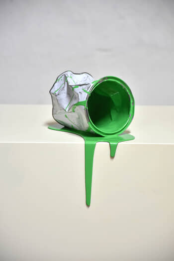 Un vieux pot de vert von Yannick Bouillault