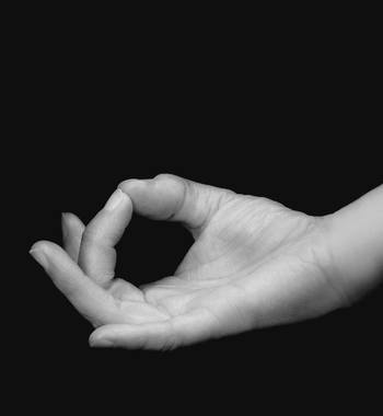 "Heart Mudra – Purifies, regulates & soothes the heart - Helps harmonize circulation" von Bruno Houdayer