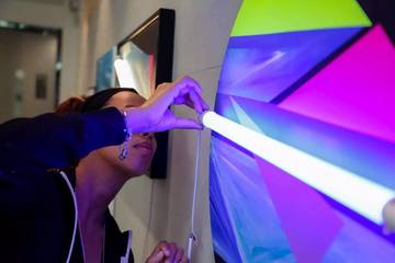 Neon Art: Interview with Laura Benetton