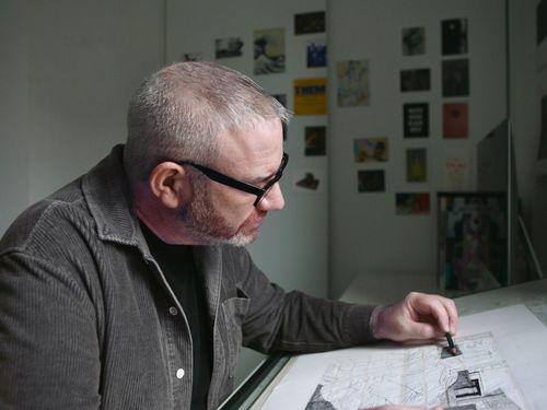 James Robert Morrison : l'art de l'intimité en noir et blanc