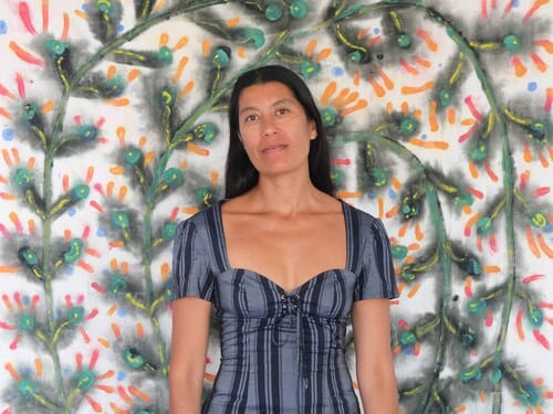 Andrea Plaza : fragments d’exil, couleurs d’océan