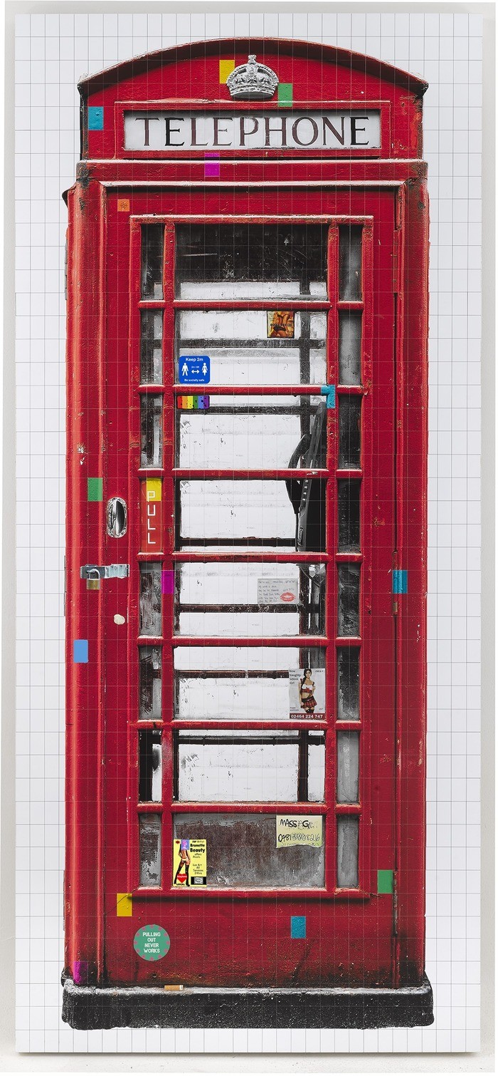 Soon To Be Removed - Red  par Piers Bourke