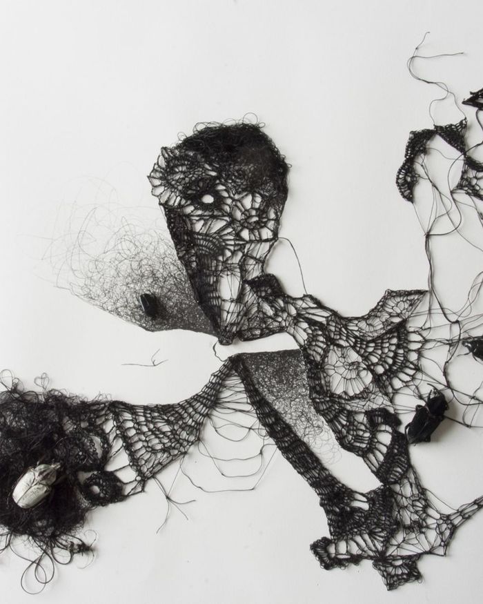 Dentelle 1 by Emmanuelle Mason