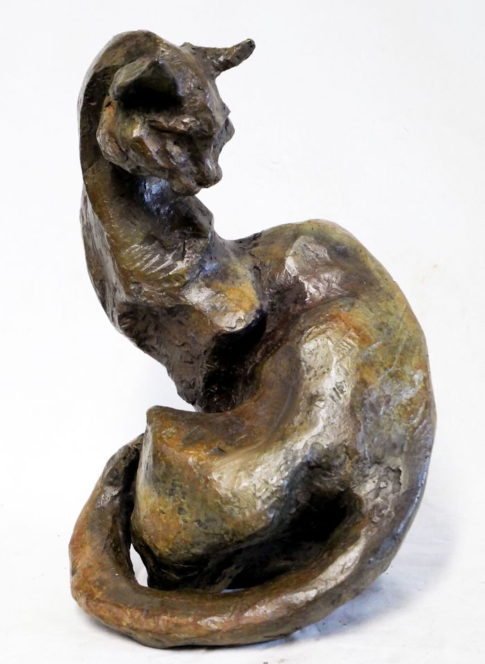 Chat tourné by Marie-Thérèse Tsalapatanis