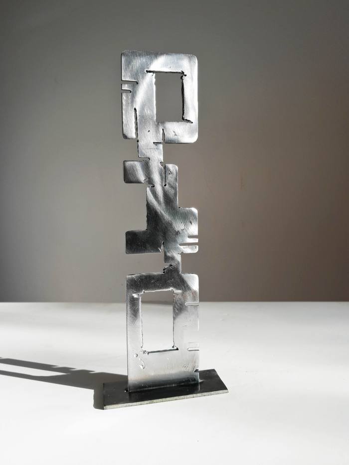 Urban totem by Jérôme Poumès