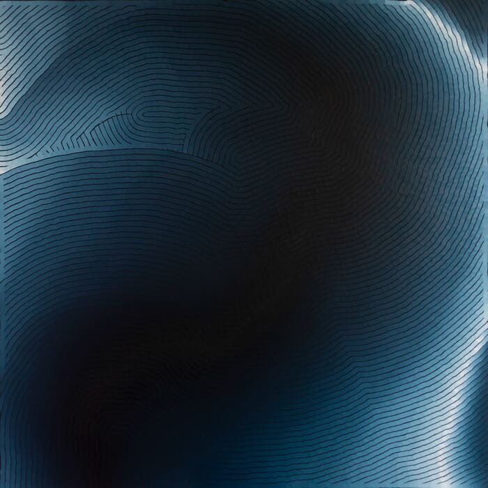 Indigo S2 02 2022 - 120 x 120 cm by Chris Pillot