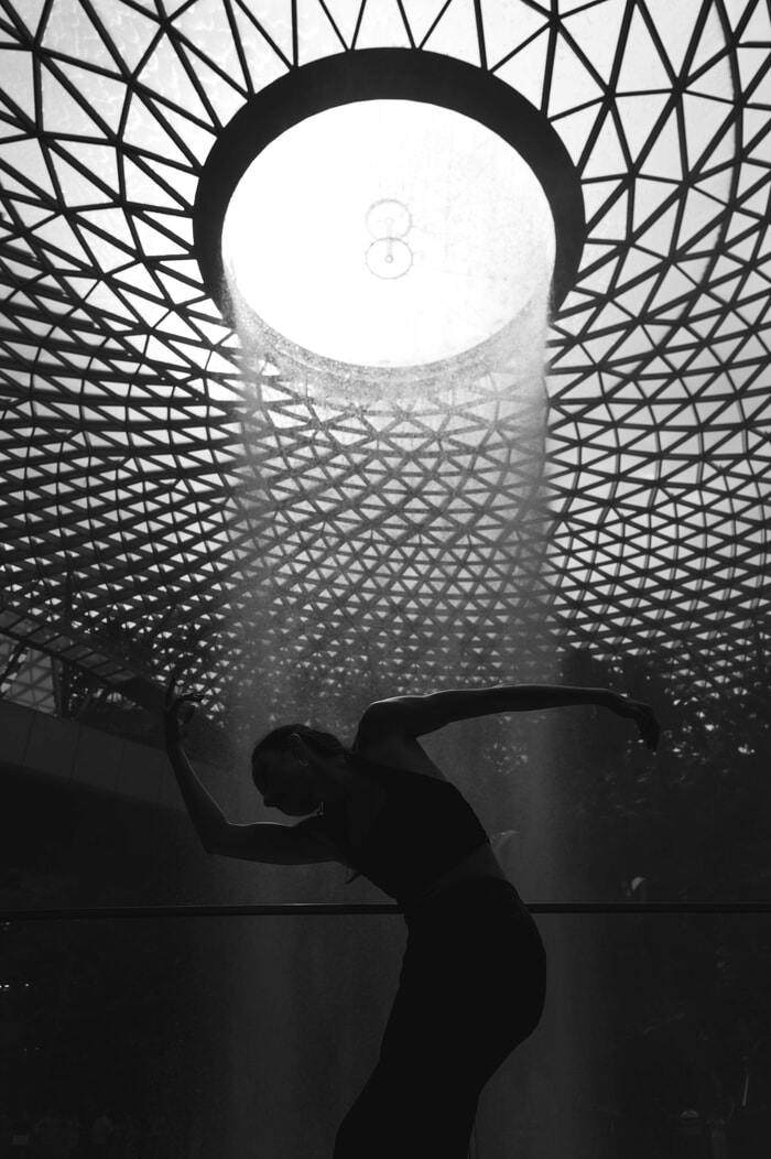Stillness in motion #122 - Singapore by Cody Choi