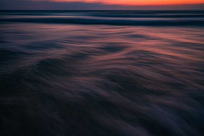 The Uniqueness of Waves LIV par Tal Paz-Fridman