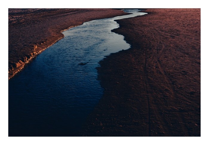 Dark River IV von Tal Paz-Fridman