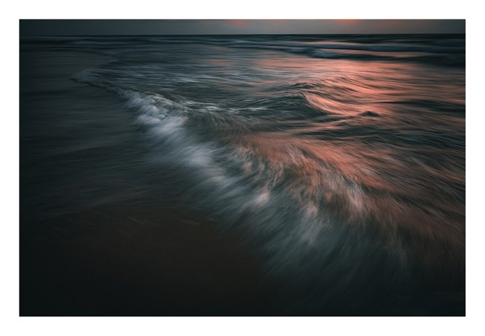 The Uniqueness of Waves XLIX von Tal Paz-Fridman