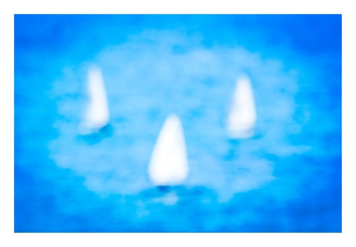 3 Sailboats von Tal Paz-Fridman