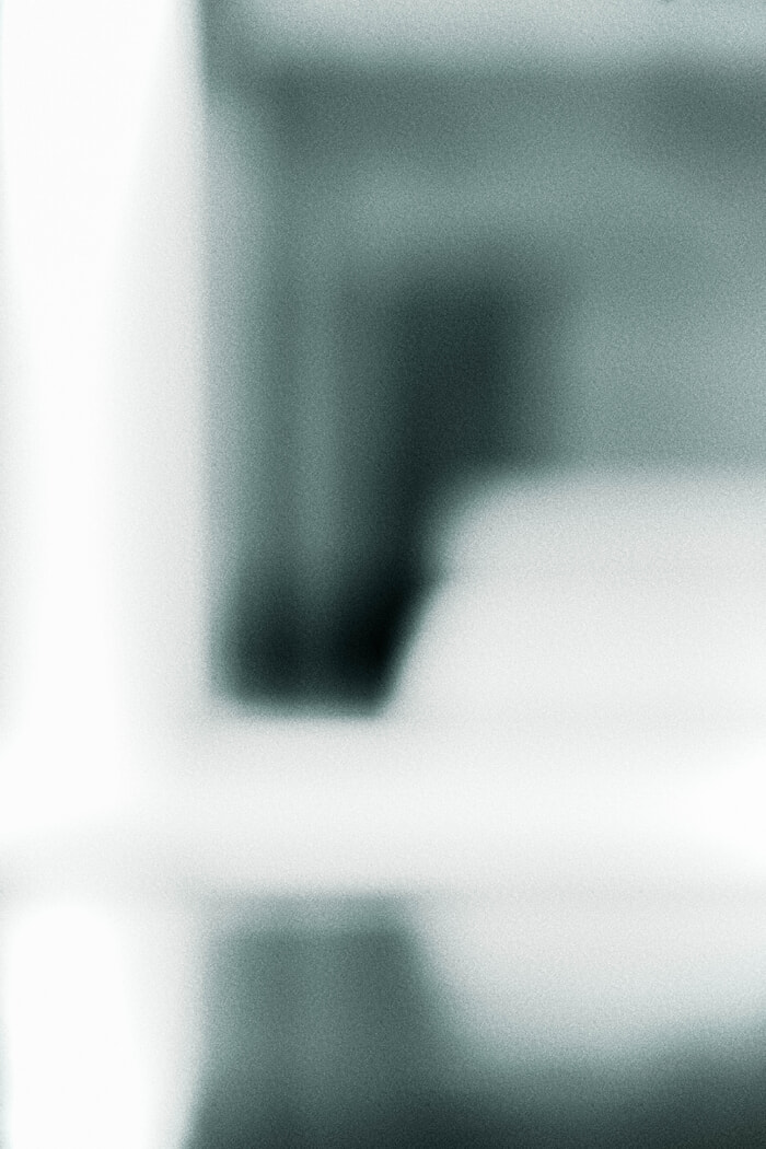 Soft pool 37 - Serenity / White and Black by Bruno Houdayer