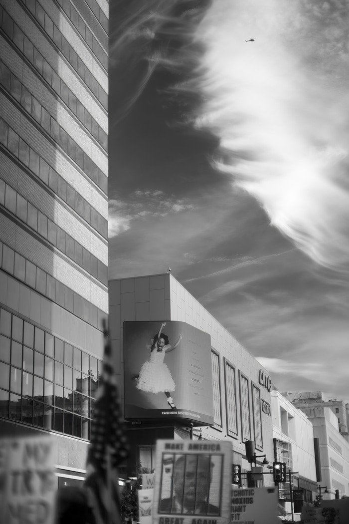 Chopper 6 by Geoffrey Ansel Agrons