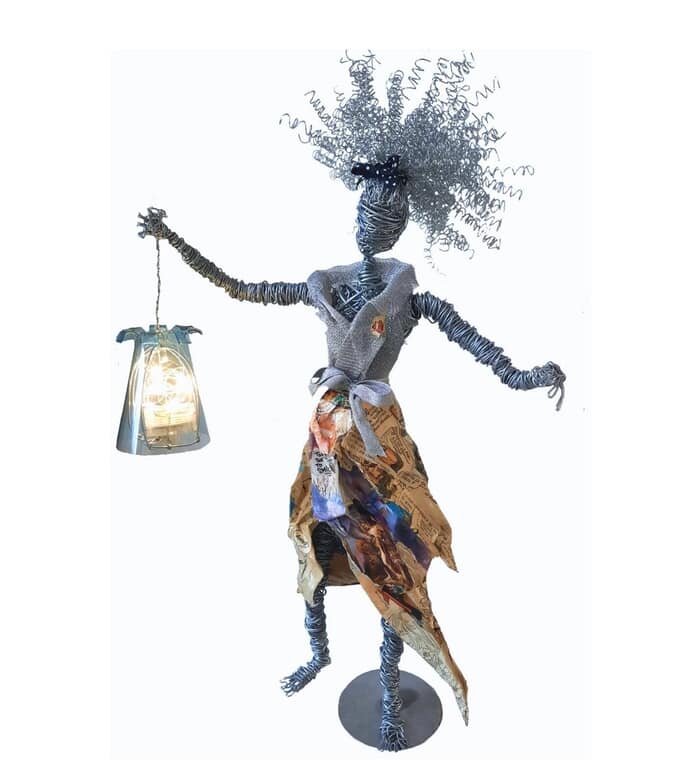 Who is here ? by Magali Marmet