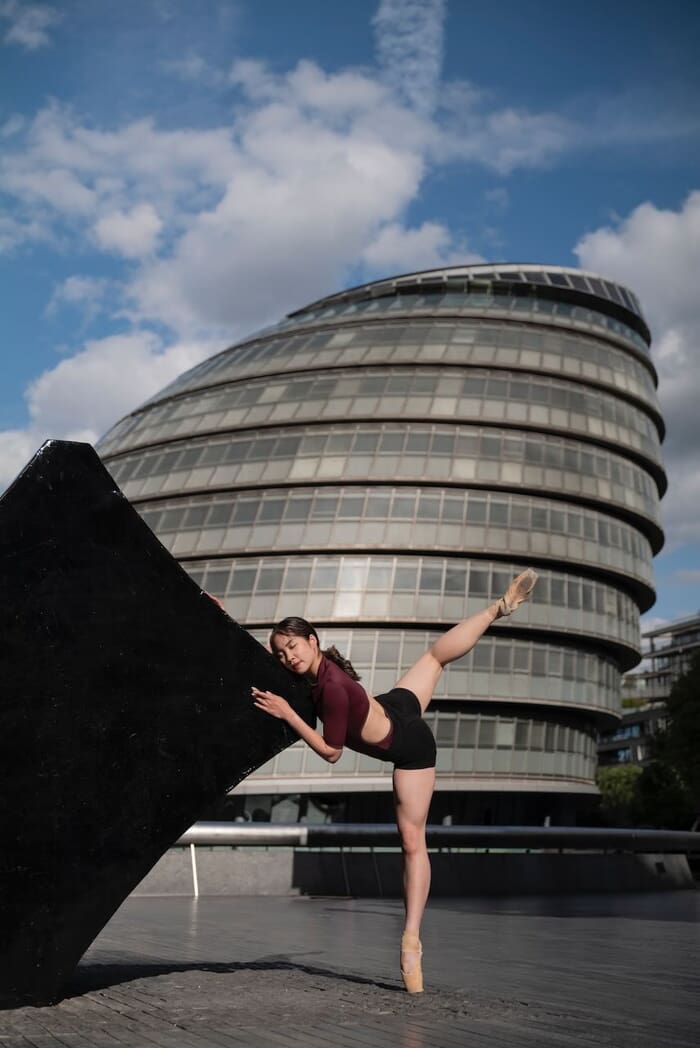 Stillness in Motion #152 - London by Cody Choi