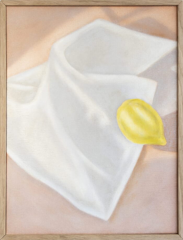 Lemon on cloth von Marianne Hendriks