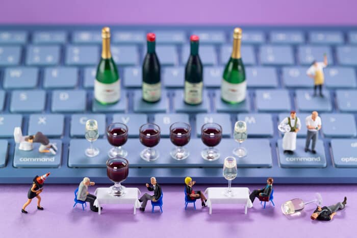 Space Bar by David Gilliver