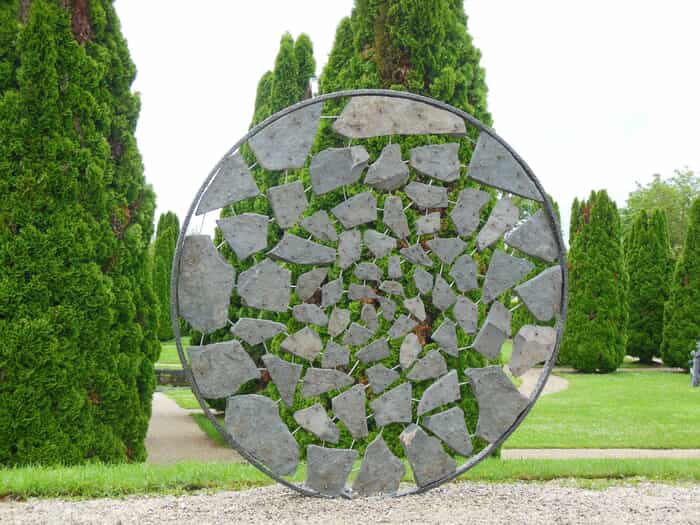  CERCLE DE PIERRES par Marc Mugnier