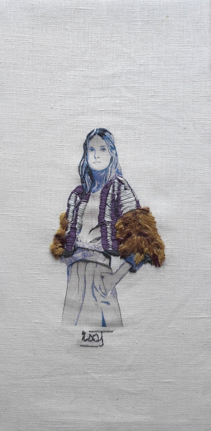 Beige Violet by Isabelle Joubert