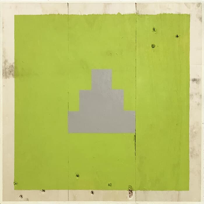 Monument (with green) - Show me a sign series von Richard van der Aa