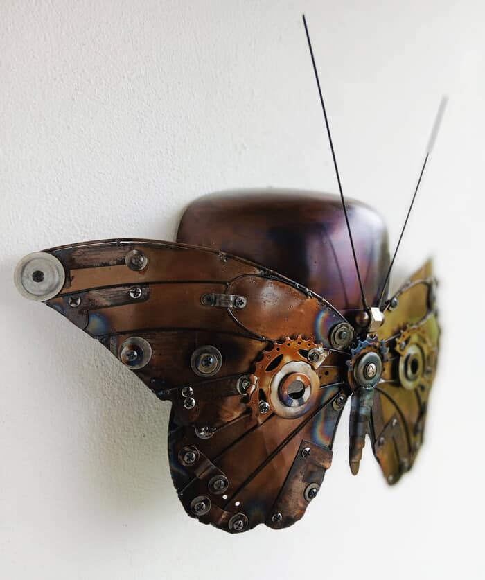 Mariposa alien Yelmo von Jérôme Poumès