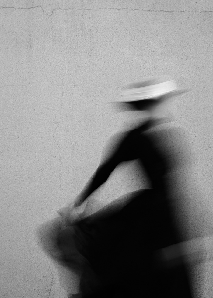 Between Steps - II by Xidong Luo